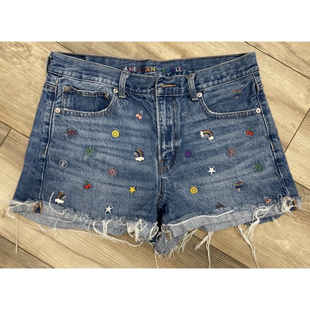American Eagle 90s Boyfriend Shorts Women 8 Blue Embroidered Rainbow Smiley Face